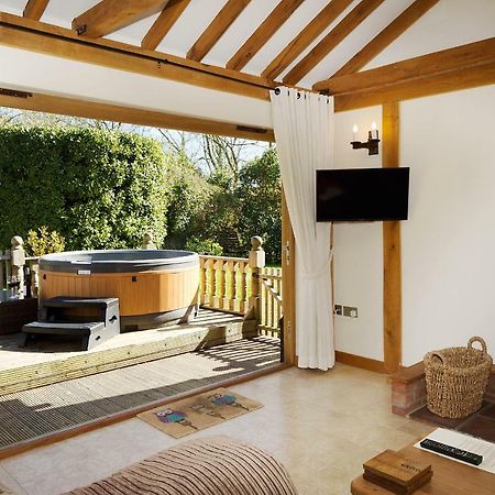 Owl'S Hoot Villa Thorndon Buitenkant foto